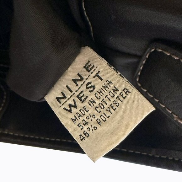 Nine West Crescent Shoulder Bag Chocolate Brown Geo Charm Leather Stud 90s Y2K - Picture 5 of 5